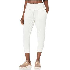 Danskin Women's Harem Drape Capri Pant